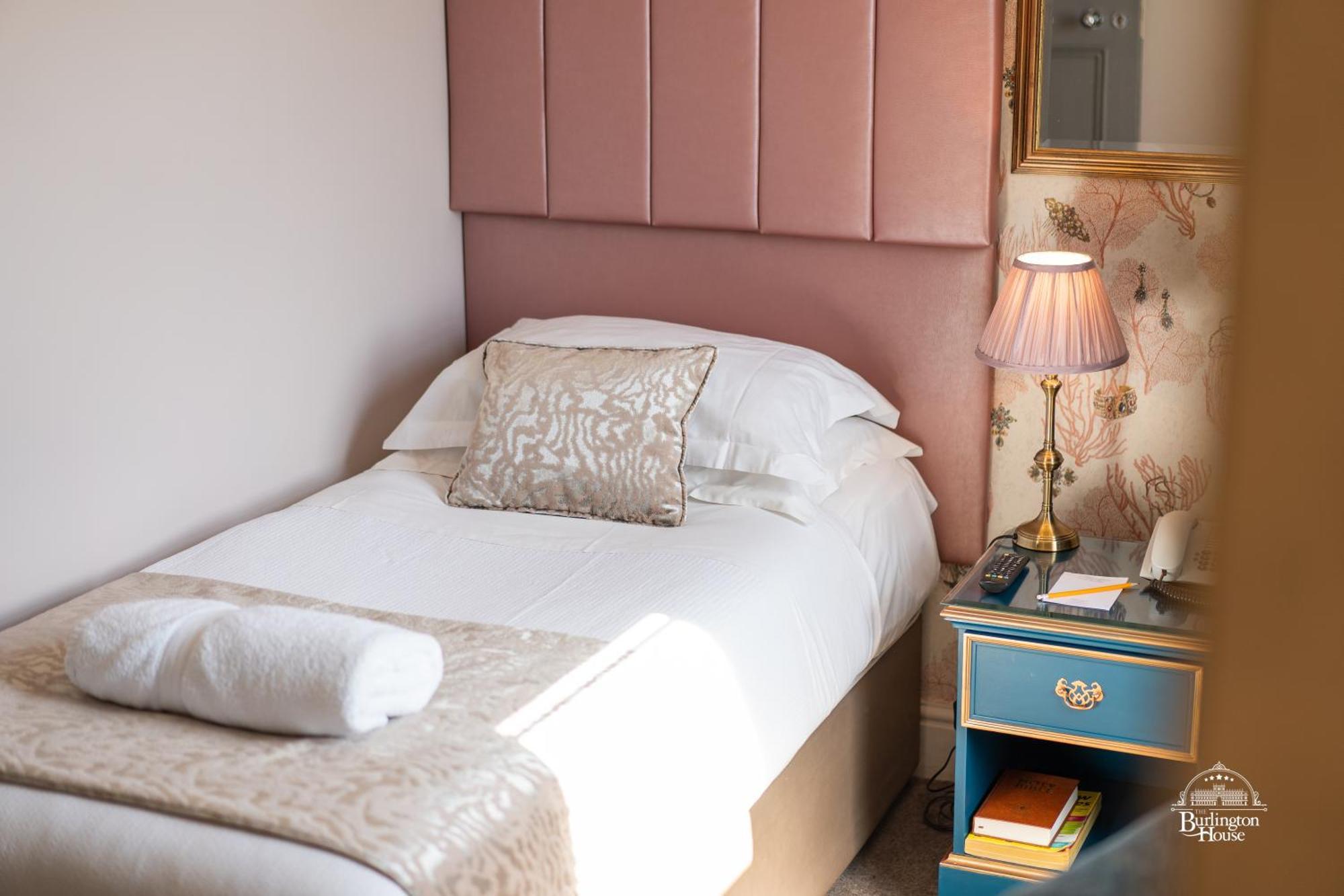 Burlington House Boutique Bed & Breakfast Oxford Oda fotoğraf A single bed