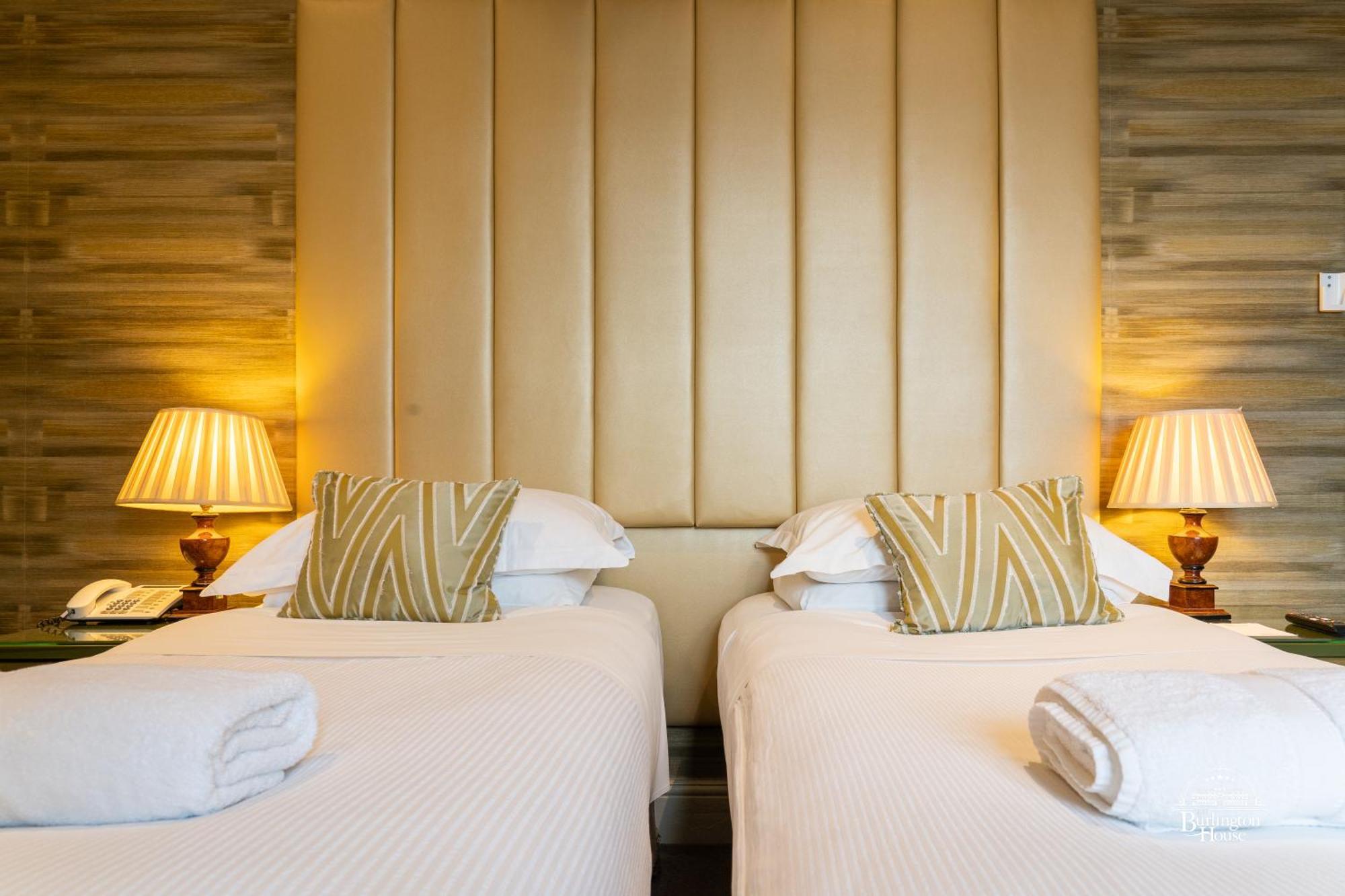 Burlington House Boutique Bed & Breakfast Oxford Oda fotoğraf A bedroom at the hotel