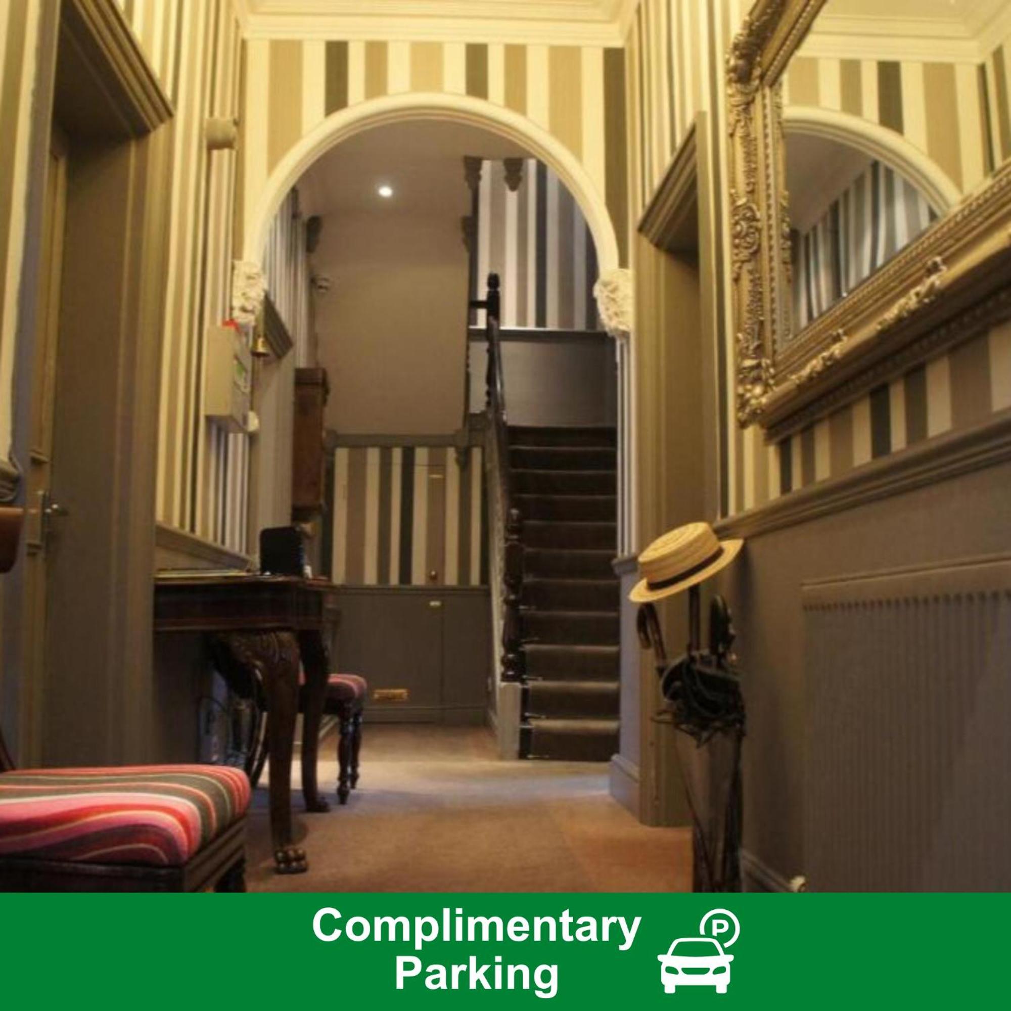 Burlington House Boutique Bed & Breakfast Oxford Dış mekan fotoğraf The entrance to the theatre